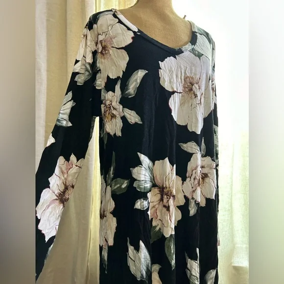 Popana women’s black white floral soft long sleeve shirt top plus size 3X - Picture 2 of 5
